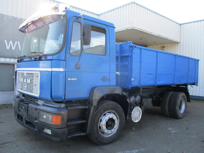 MAN 19.422 , Manual , 3 way tipper , Spring suspension - Kravas automašīna pašizgāzējs: foto 5 MAN 19.422 , Manual , 3 way tipper , Spring suspension - Kravas automašīna pašizgāzējs: foto 5