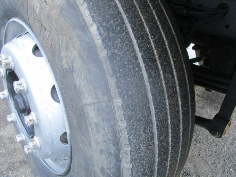 Kravas automašīna pašizgāzējs MAN 26.402 6x4 , ZF Manual , Retarder , 3 Way tipper , Spring suspension: foto 15