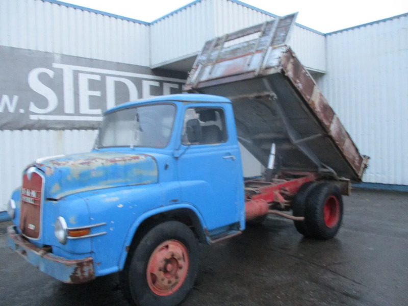 MAN 520 , 11-136 , 6 Cylinder , Manual , 3 way tipper , Oldtimer - Kravas automašīna pašizgāzējs: foto 1 MAN 520 , 11-136 , 6 Cylinder , Manual , 3 way tipper , Oldtimer - Kravas automašīna pašizgāzējs: foto 1