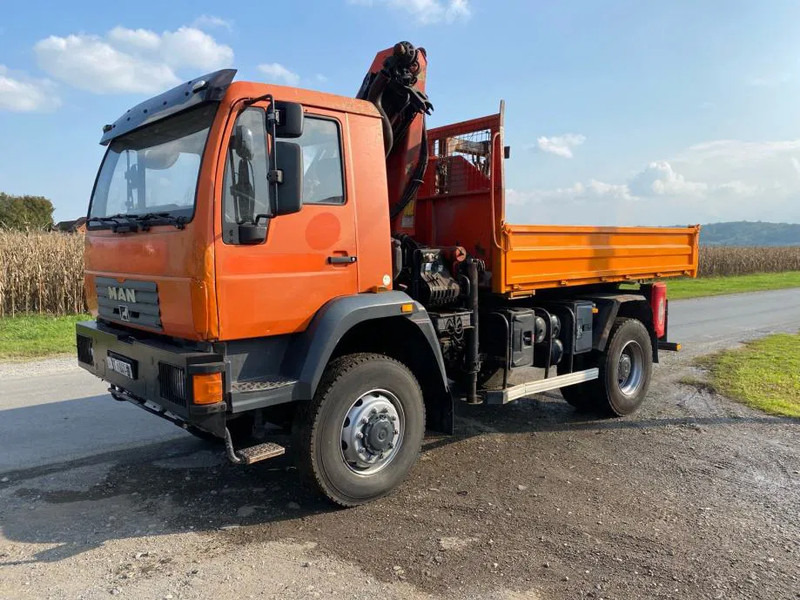 MAN LE 18-280 , 4X4 , Tipper , Palfinger PK 9501 - Kravas automašīna pašizgāzējs, Kravas auto ar manipulatoru: foto 3 MAN LE 18-280 , 4X4 , Tipper , Palfinger PK 9501 - Kravas automašīna pašizgāzējs, Kravas auto ar manipulatoru: foto 3