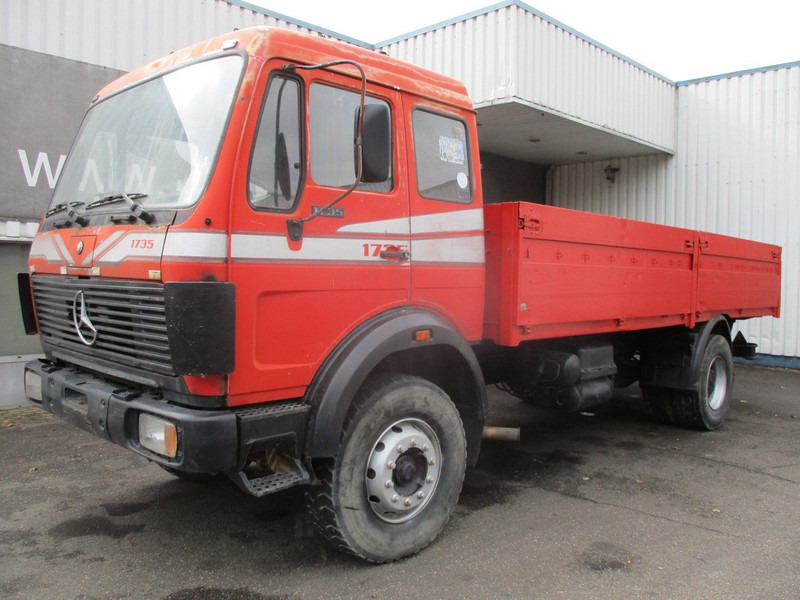Mercedes-Benz 1626 , V8 , ZF Manual , spring suspension - Bortu kravas automašīna/ Platforma: foto 1 Mercedes-Benz 1626 , V8 , ZF Manual , spring suspension - Bortu kravas automašīna/ Platforma: foto 1