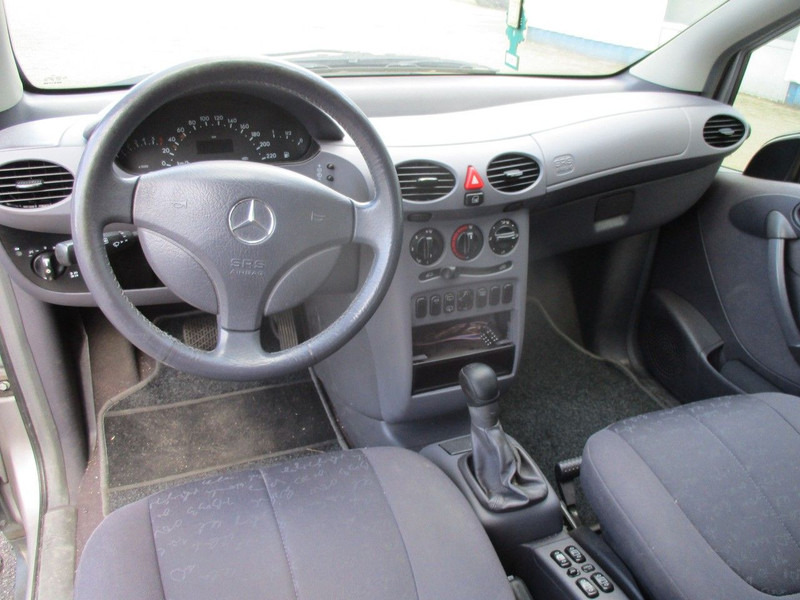 Hečbeks Mercedes-Benz A-Klasse A160 Elegance , Manual: foto 12