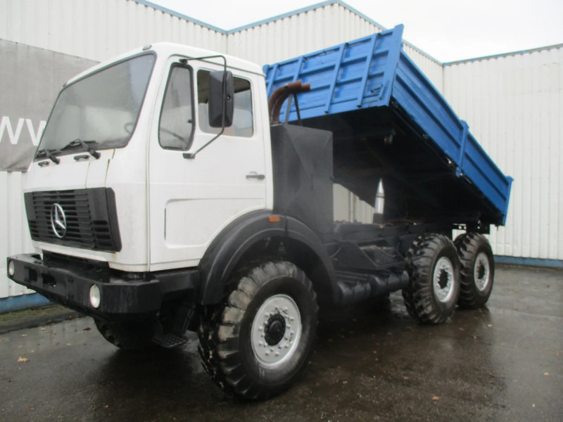 Mercedes-Benz FAP 2026 , V8 , 6x6 , ZF Manual , 3 Way tipper , Spring suspension, Ex - Kravas automašīna pašizgāzējs: foto 1 Mercedes-Benz FAP 2026 , V8 , 6x6 , ZF Manual , 3 Way tipper , Spring suspension, Ex - Kravas automašīna pašizgāzējs: foto 1