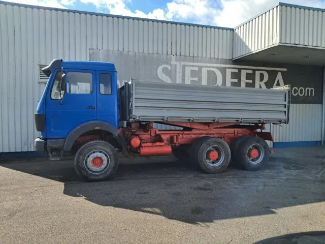 Mercedes-Benz SK 2635 , V8 , Bi Turbo , 6x4 , ZF Manual , 3 Way Tipper , Spring suspension - Kravas automašīna pašizgāzējs: foto 2 Mercedes-Benz SK 2635 , V8 , Bi Turbo , 6x4 , ZF Manual , 3 Way Tipper , Spring suspension - Kravas automašīna pašizgāzējs: foto 2