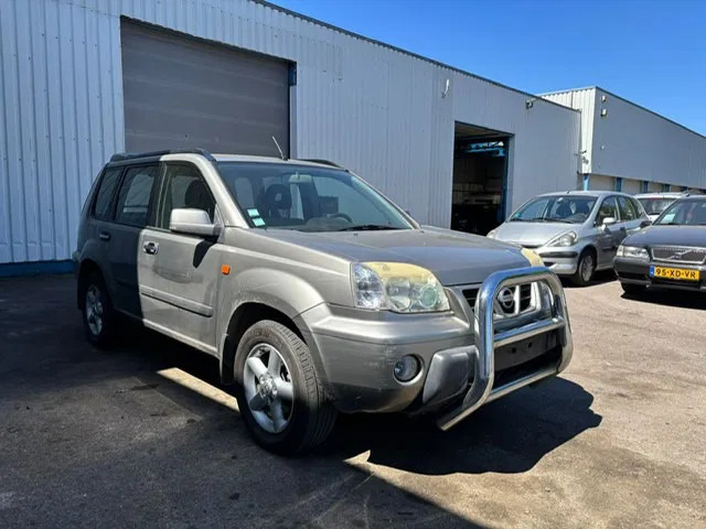 Nissan X-Trail 2.2 DCi , 4x4 , Airco , Export - SUV: foto 4 Nissan X-Trail 2.2 DCi , 4x4 , Airco , Export - SUV: foto 4