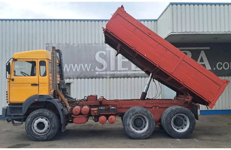 Renault G 300.26 , Manager , 6x4 , 3 Way-Tipper , Spring Suspension , Manual - Kravas automašīna pašizgāzējs: foto 2 Renault G 300.26 , Manager , 6x4 , 3 Way-Tipper , Spring Suspension , Manual - Kravas automašīna pašizgāzējs: foto 2