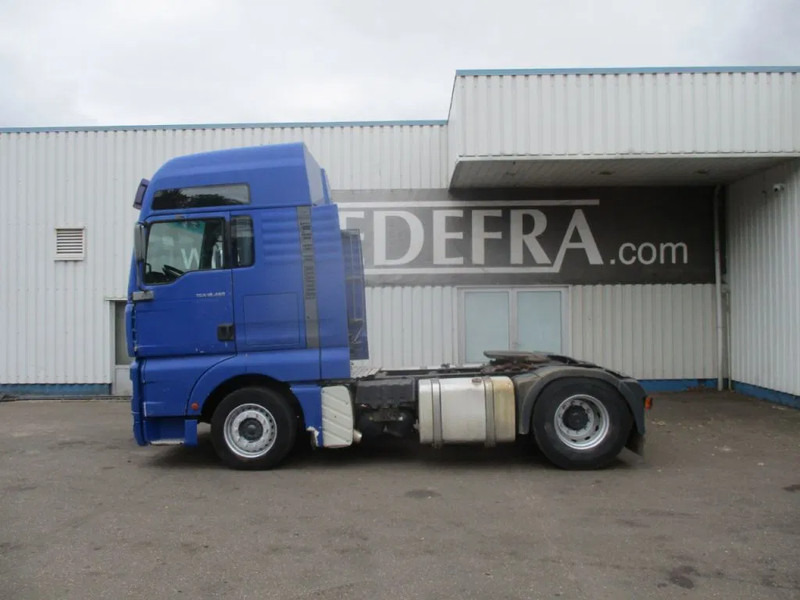 MAN TGA , FOR PARTS ONLY , NO ENGINE AND GEARBOX - Vilcējs: foto 2 MAN TGA , FOR PARTS ONLY , NO ENGINE AND GEARBOX - Vilcējs: foto 2