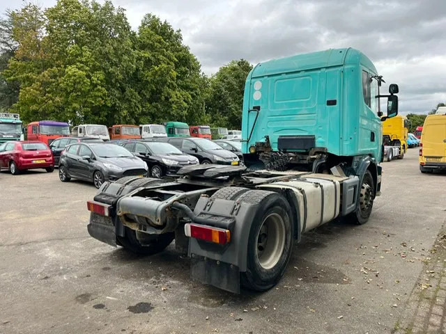 Scania R 114 L 380 , Manual Gearbox , Airco - Vilcējs: foto 5 Scania R 114 L 380 , Manual Gearbox , Airco - Vilcējs: foto 5