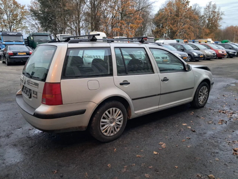 Volkswagen Golf 1.6 Variant , Automatic , Airco , Belgium Regestration - Vieglā automašīna: foto 3 Volkswagen Golf 1.6 Variant , Automatic , Airco , Belgium Regestration - Vieglā automašīna: foto 3