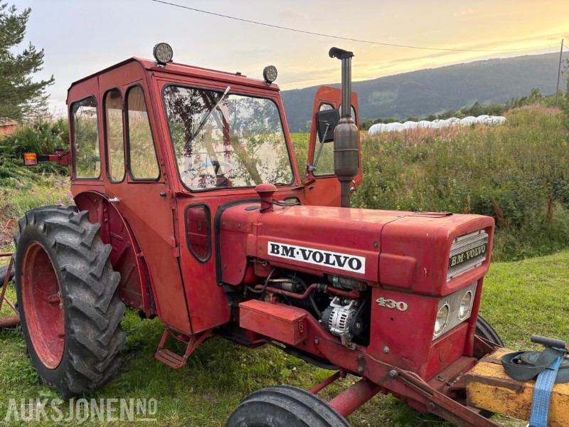 1971 Volvo T430 traktor - Dobbelt tipputtak - Traktors: foto 2 1971 Volvo T430 traktor - Dobbelt tipputtak - Traktors: foto 2