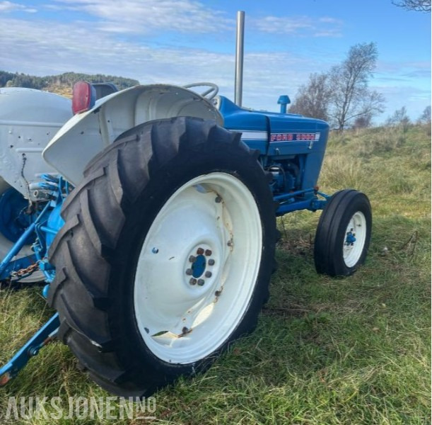 1973 Ford 3000 - mva fri - Traktors: foto 3 1973 Ford 3000 - mva fri - Traktors: foto 3