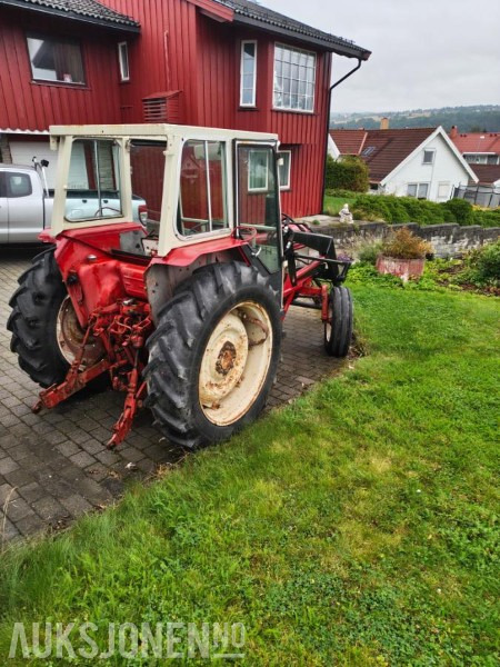 1975 International Harvester 574 - mva fri traktor rep.objekt - Traktors: foto 5 1975 International Harvester 574 - mva fri traktor rep.objekt - Traktors: foto 5