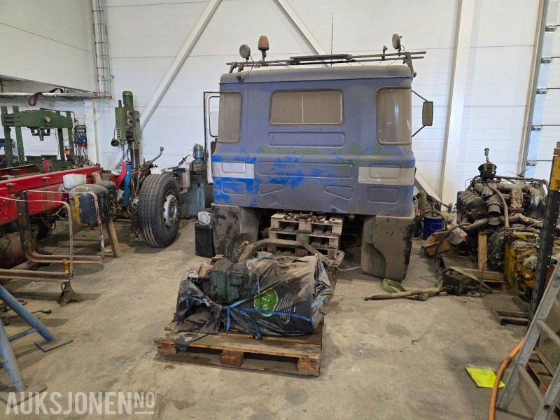 1980 Scania 141 bygge prosjekt - Šasija kravas automašīna: foto 5 1980 Scania 141 bygge prosjekt - Šasija kravas automašīna: foto 5