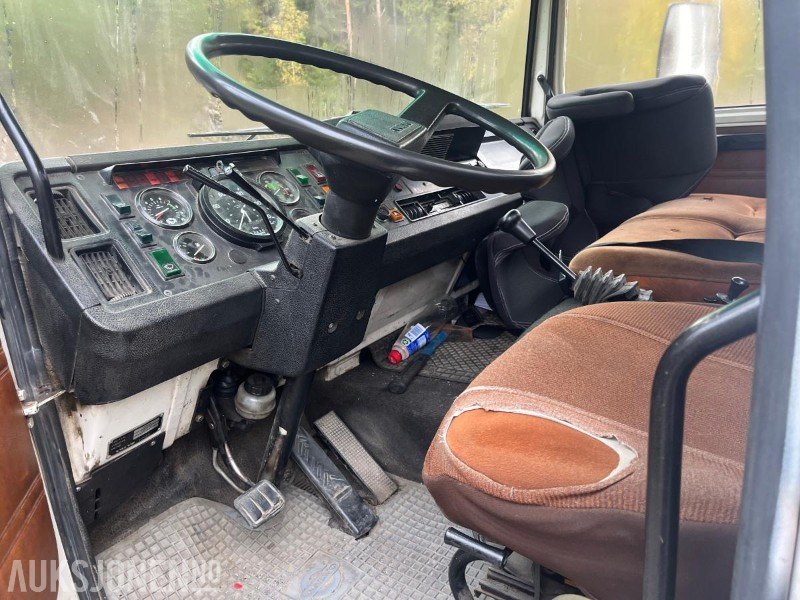 1983 Volvo F 614-4X2 TIPPBIL 143.000km MANGELLAPP - Kravas automašīna pašizgāzējs: foto 5 1983 Volvo F 614-4X2 TIPPBIL 143.000km MANGELLAPP - Kravas automašīna pašizgāzējs: foto 5