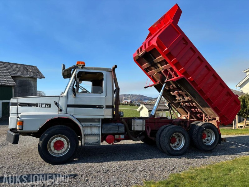 1984 Scania T112H 6X2 LC38, Veteran snutebil med tipp - Kravas automašīna pašizgāzējs: foto 2 1984 Scania T112H 6X2 LC38, Veteran snutebil med tipp - Kravas automašīna pašizgāzējs: foto 2