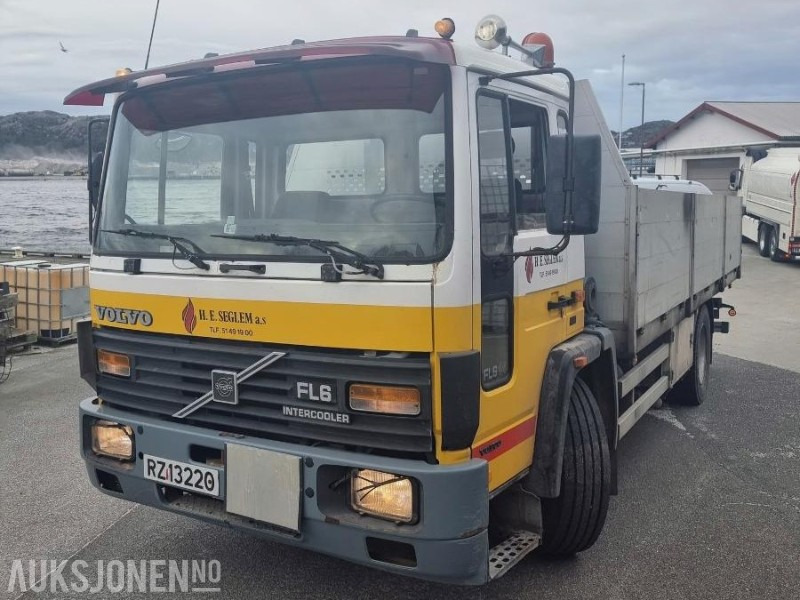 1986 Volvo FL6144X2 lastebil med plan eu ok 05.2026 - Bortu kravas automašīna/ Platforma: foto 1 1986 Volvo FL6144X2 lastebil med plan eu ok 05.2026 - Bortu kravas automašīna/ Platforma: foto 1