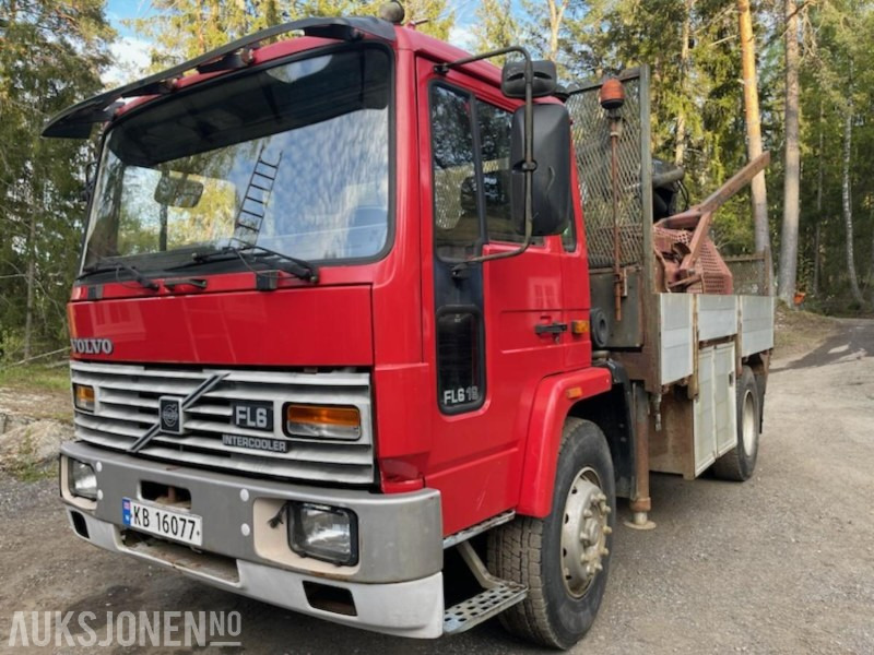 1986 Volvo FL616 4x2 Lastebil med kran Mannskapskurv Vinterdekk REPARASJONSOBJEKT - Kravas auto ar manipulatoru: foto 1 1986 Volvo FL616 4x2 Lastebil med kran Mannskapskurv Vinterdekk REPARASJONSOBJEKT - Kravas auto ar manipulatoru: foto 1