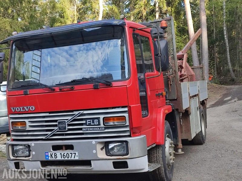 1986 Volvo FL616 4x2 Lastebil med kran Mannskapskurv Vinterdekk REPARASJONSOBJEKT - Kravas auto ar manipulatoru: foto 2 1986 Volvo FL616 4x2 Lastebil med kran Mannskapskurv Vinterdekk REPARASJONSOBJEKT - Kravas auto ar manipulatoru: foto 2