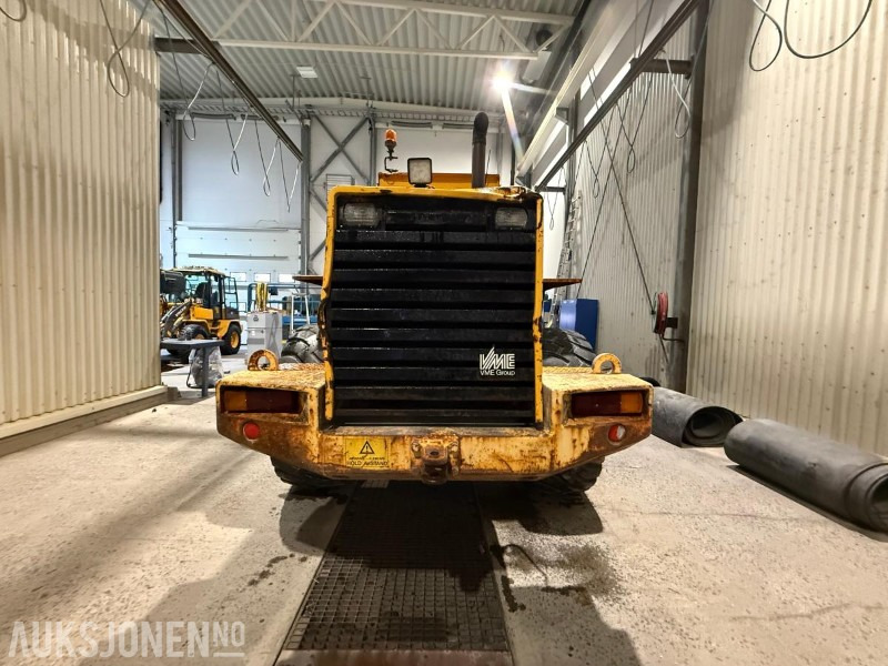 1986 Volvo L90 Hjullaster med skuffe - Riteņu iekrāvējs: foto 4 1986 Volvo L90 Hjullaster med skuffe - Riteņu iekrāvējs: foto 4