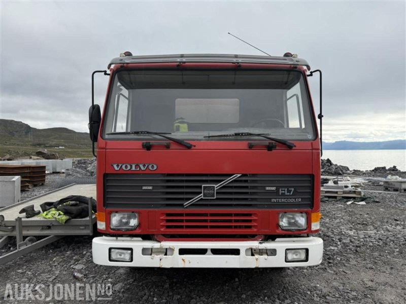 1991 Volvo fl7 tankbil - Autocisterna: foto 3 1991 Volvo fl7 tankbil - Autocisterna: foto 3