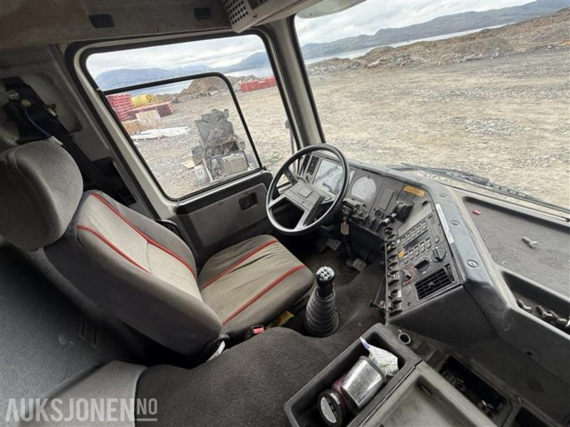1991 Volvo fl7 tankbil - Autocisterna: foto 4 1991 Volvo fl7 tankbil - Autocisterna: foto 4