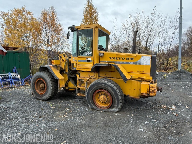 1994 Volvo L70B Hjullaster - Skuff - HK - 16812T - Riteņu iekrāvējs: foto 3 1994 Volvo L70B Hjullaster - Skuff - HK - 16812T - Riteņu iekrāvējs: foto 3