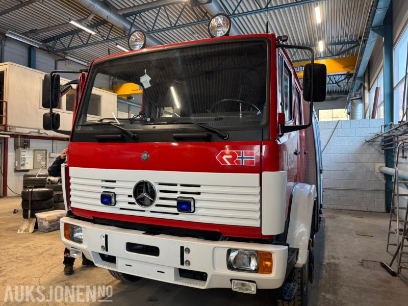 1997 Mercedes-Benz 1124 Af/36 4X4 brannbil registrert som motorredskap med kun 29540 km - Ugunsdzēsēju mašīna: foto 4 1997 Mercedes-Benz 1124 Af/36 4X4 brannbil registrert som motorredskap med kun 29540 km - Ugunsdzēsēju mašīna: foto 4