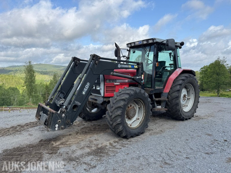 1998 Massey Ferguson 6180 Traktor med frontlaster og vendegir - Traktors: foto 1 1998 Massey Ferguson 6180 Traktor med frontlaster og vendegir - Traktors: foto 1