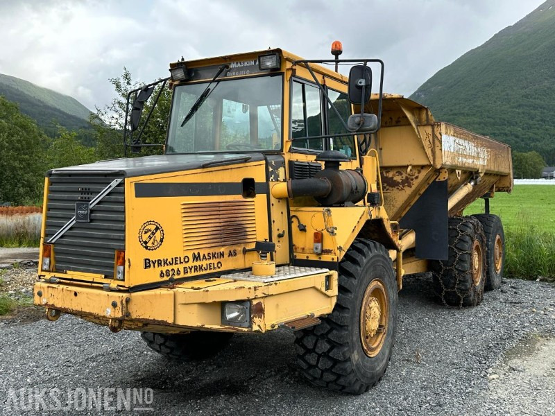 Bezceļu pašizgāzējs 1999 Volvo A25C 6x6 Dumper: foto 1