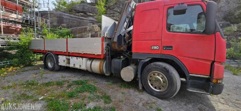 1999 Volvo FM7 42R 4X2 Reparasjonsobjekt Hiab 195-4 - Kravas auto ar manipulatoru: foto 3 1999 Volvo FM7 42R 4X2 Reparasjonsobjekt Hiab 195-4 - Kravas auto ar manipulatoru: foto 3