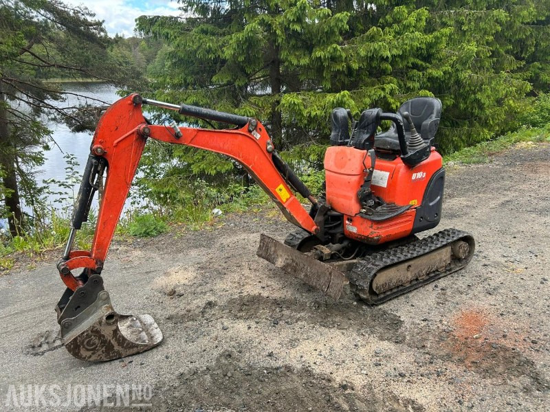 20 Kubota U-10-3 - Mini-ekskavators: foto 2 20 Kubota U-10-3 - Mini-ekskavators: foto 2