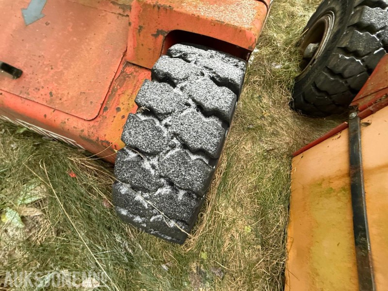 2000 Manitou 150 AET Knekkarmslift - Pacēlājs: foto 4 2000 Manitou 150 AET Knekkarmslift - Pacēlājs: foto 4