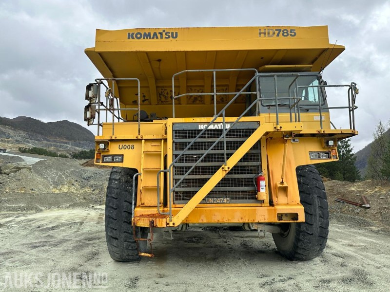 2001 Komatsu HD 785-5 Tipptruck - 91 tonns lastekapasitet - Registrert med sorte skilter - - Bezceļu pašizgāzējs: foto 2 2001 Komatsu HD 785-5 Tipptruck - 91 tonns lastekapasitet - Registrert med sorte skilter - - Bezceļu pašizgāzējs: foto 2