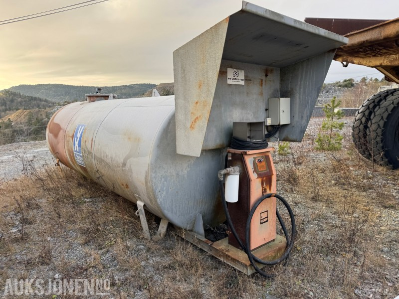 2002 Dieseltank med pumpe - Celtniecības maisītājs: foto 3 2002 Dieseltank med pumpe - Celtniecības maisītājs: foto 3
