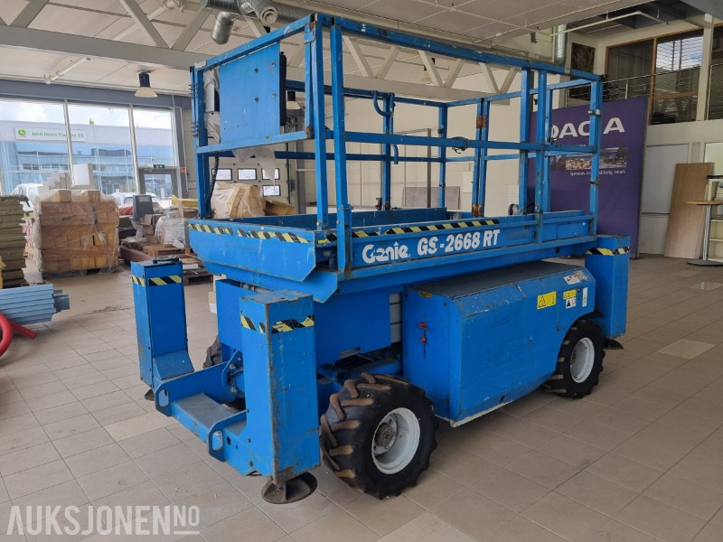 2002 Genie GS-2668 RT lift diesel - Pacēlājs: foto 1 2002 Genie GS-2668 RT lift diesel - Pacēlājs: foto 1