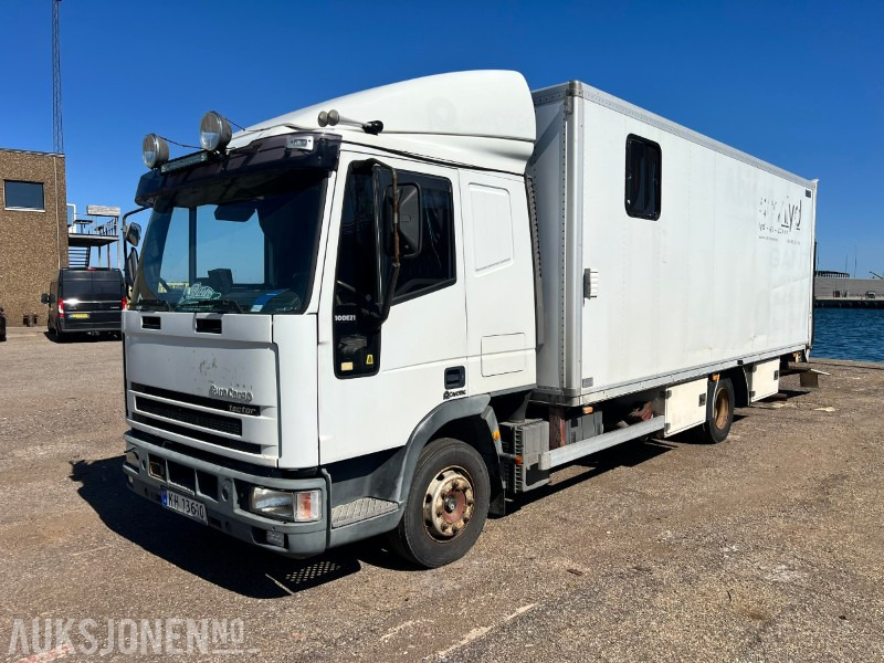 2002 Iveco 80E21 skapbil - lav km - ny dynamo. - Kravas automašīna ar slēgto virsbūvi: foto 1 2002 Iveco 80E21 skapbil - lav km - ny dynamo. - Kravas automašīna ar slēgto virsbūvi: foto 1