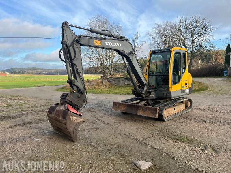 Ekskavators 2002 Volvo EC55 beltegraver - 3 skuffer - 6396 timer: foto 1