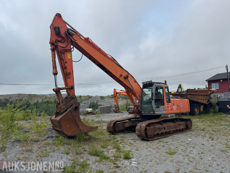 2003 Hitachi ZX270LC Gravemaskin - Beltegraver - Ekskavators: foto 1 2003 Hitachi ZX270LC Gravemaskin - Beltegraver - Ekskavators: foto 1