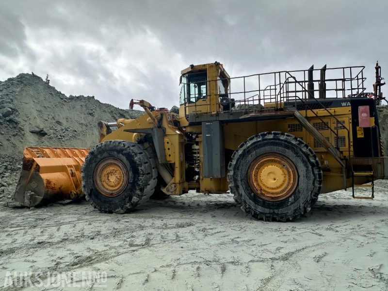 2003 Komatsu WA800-3 Hjullaster - Riteņu iekrāvējs: foto 2 2003 Komatsu WA800-3 Hjullaster - Riteņu iekrāvējs: foto 2