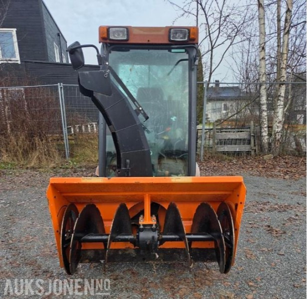 2003 Kubota F3060 med fres og klypepanne - mva fri - Celtniecības maisītājs: foto 3 2003 Kubota F3060 med fres og klypepanne - mva fri - Celtniecības maisītājs: foto 3