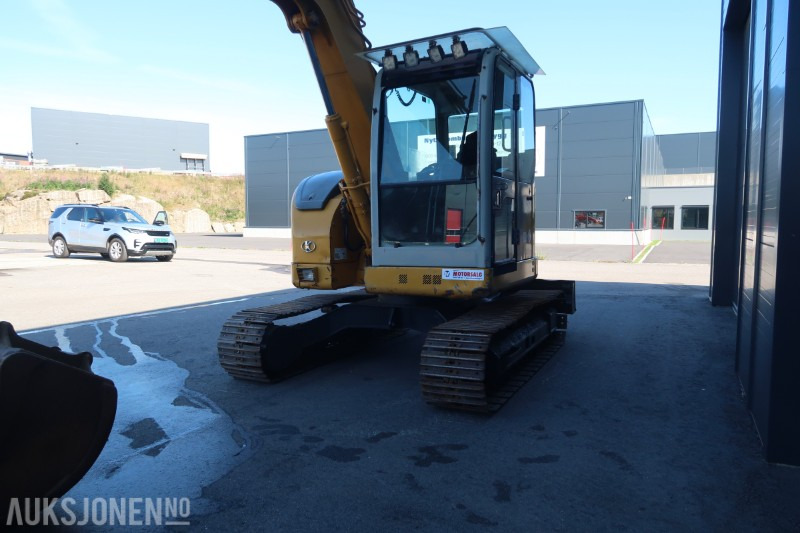 2004 Kato HD 308US 8-tonner, 2 skuffer, 9275 timer - Ekskavators: foto 5 2004 Kato HD 308US 8-tonner, 2 skuffer, 9275 timer - Ekskavators: foto 5