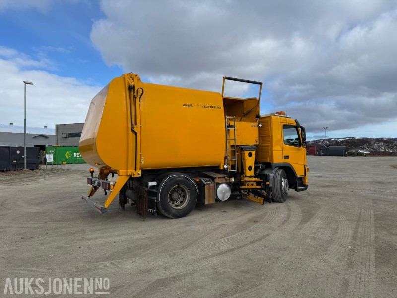 2004 Volvo FM-9 4X2 Komprimator - Sidelaster - 247983KM - Atkritumu vedējs: foto 4 2004 Volvo FM-9 4X2 Komprimator - Sidelaster - 247983KM - Atkritumu vedējs: foto 4