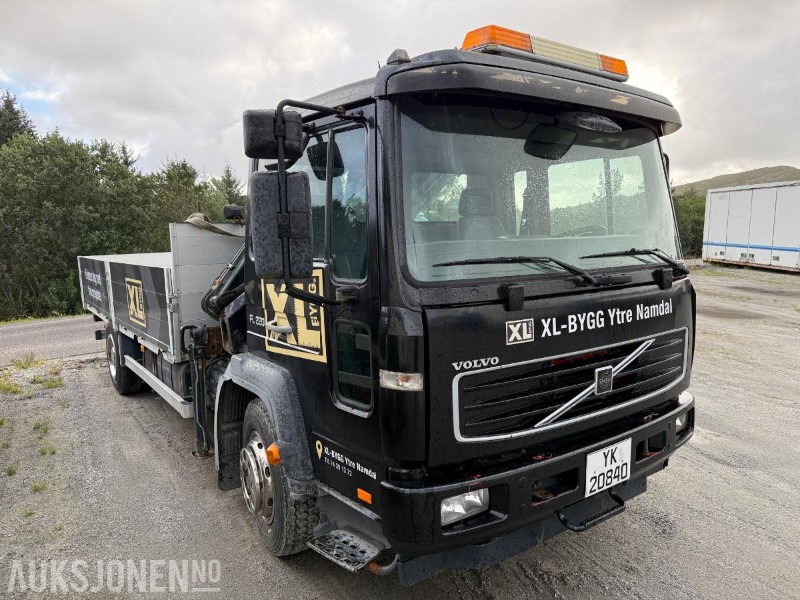 2005 VOLVO FL6H Kranbil med Fast Plan 267842 km Svingbare Lemmer - Kravas auto ar manipulatoru: foto 3 2005 VOLVO FL6H Kranbil med Fast Plan 267842 km Svingbare Lemmer - Kravas auto ar manipulatoru: foto 3