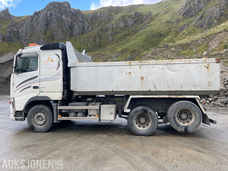 2005 Volvo FH12 6X2 *Sentralsmøring* Eu godkjent til 21.04.2026* - Kravas automašīna pašizgāzējs: foto 3 2005 Volvo FH12 6X2 *Sentralsmøring* Eu godkjent til 21.04.2026* - Kravas automašīna pašizgāzējs: foto 3