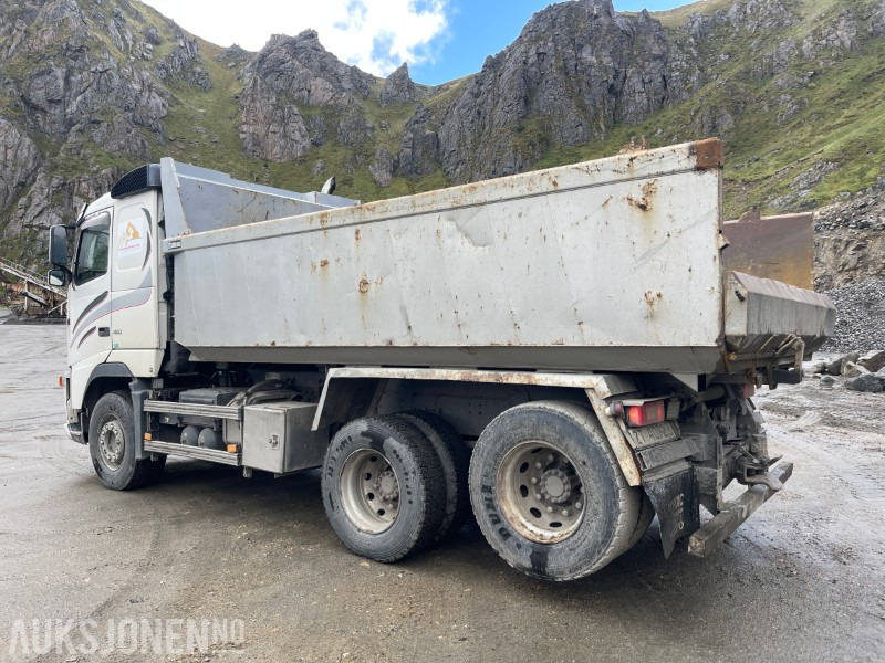 2005 Volvo FH12 6X2 *Sentralsmøring* Eu godkjent til 21.04.2026* - Kravas automašīna pašizgāzējs: foto 4 2005 Volvo FH12 6X2 *Sentralsmøring* Eu godkjent til 21.04.2026* - Kravas automašīna pašizgāzējs: foto 4
