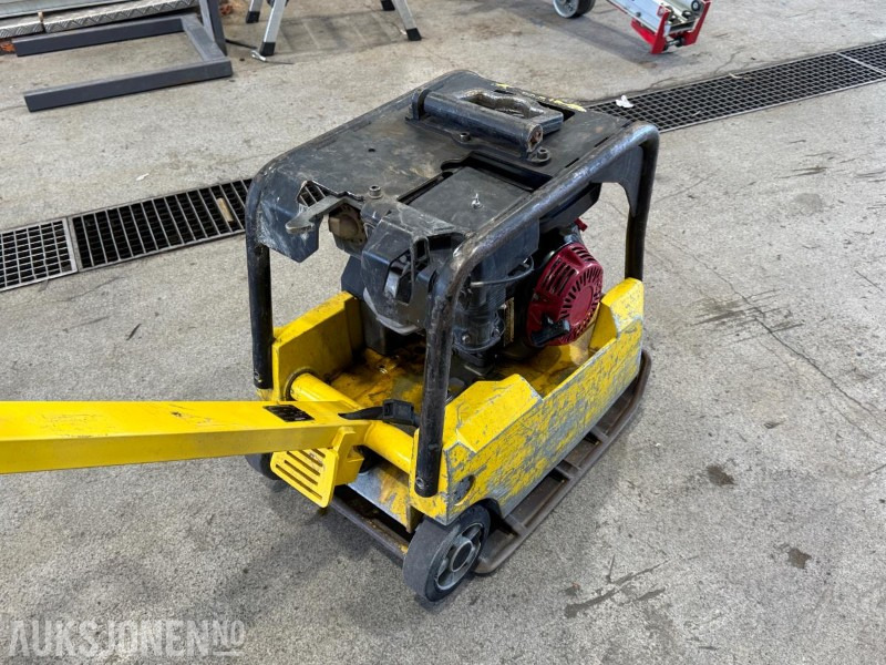 2005 Wacker BPU3050A vibroplate / Hoppetusse - Veltnis: foto 5 2005 Wacker BPU3050A vibroplate / Hoppetusse - Veltnis: foto 5