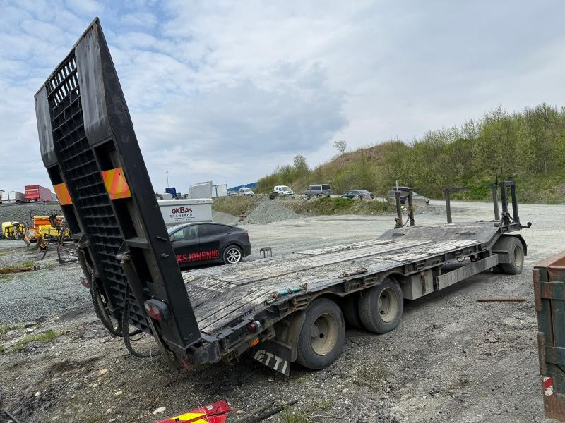 2006 Damm Slephenger med hydraulisk kjørebro og Batteridrevet hydraulikk - Piekabe zema profila platforma: foto 4 2006 Damm Slephenger med hydraulisk kjørebro og Batteridrevet hydraulikk - Piekabe zema profila platforma: foto 4