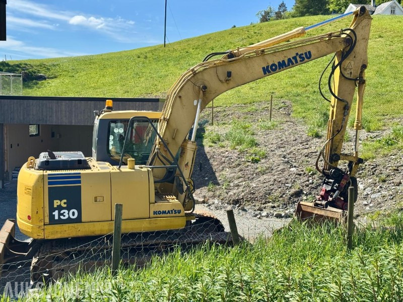 2006 Komatsu PC 130 K-7 - Gravemaskin - Tiltrotator - 3. Skuffer - Pigghammer - S60 - Timer: 9671 - Ekskavators: foto 5 2006 Komatsu PC 130 K-7 - Gravemaskin - Tiltrotator - 3. Skuffer - Pigghammer - S60 - Timer: 9671 - Ekskavators: foto 5