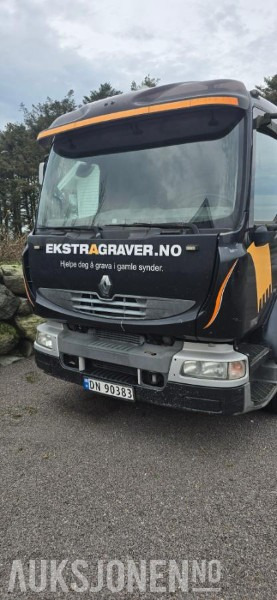 2006 Renault MIDLIUM lastebil med plan - Ugunsdzēsēju mašīna: foto 2 2006 Renault MIDLIUM lastebil med plan - Ugunsdzēsēju mašīna: foto 2