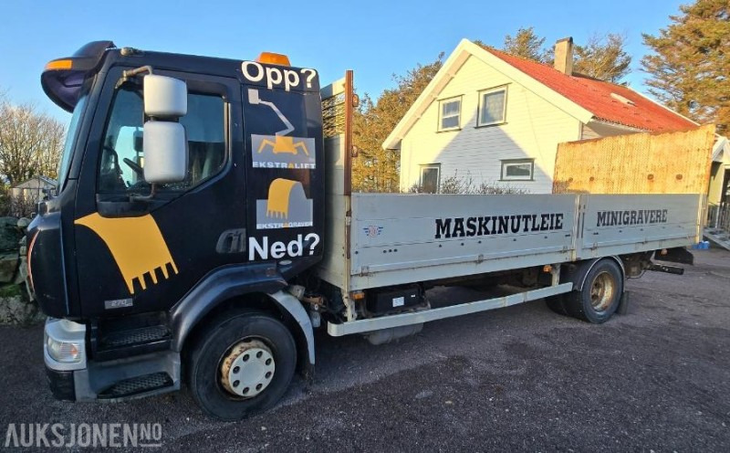 2006 Renault MIDLIUM lastebil med plan - Ugunsdzēsēju mašīna: foto 3 2006 Renault MIDLIUM lastebil med plan - Ugunsdzēsēju mašīna: foto 3